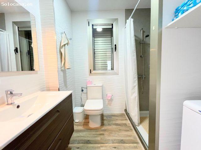Apartamento con amplia terraza en Loma 2