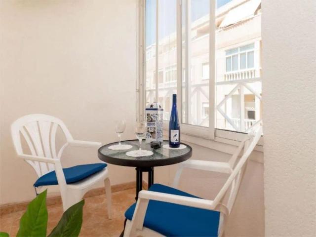 Apartamento con ascensor en alquiler en Calle del Huerto 60