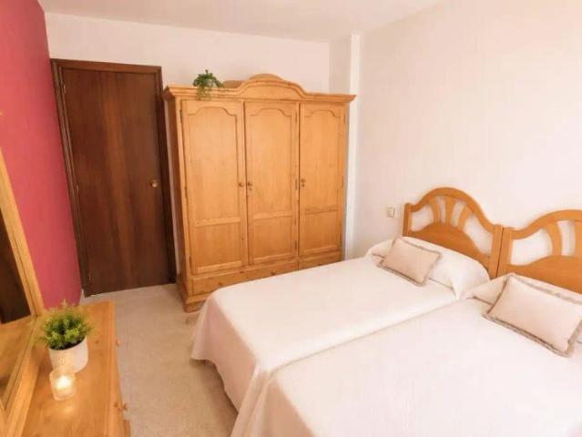 Apartamento con ascensor en alquiler en Calle FRAGATA
