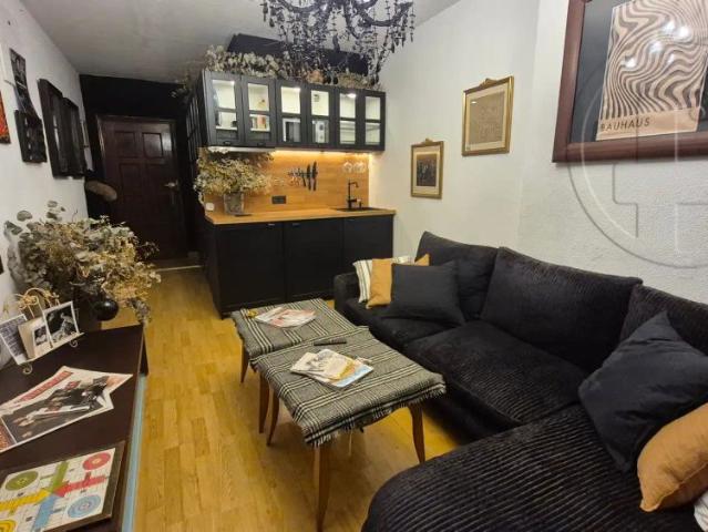 Apartamento con ascensor en alquiler en Calle Miguel Artigas