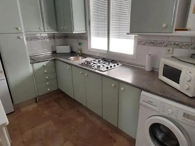 Apartamento con ascensor en alquiler en Poniente Sur