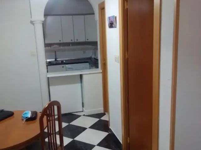 Apartamento con ascensor en alquiler en Peñamefecit Avda Barcelona