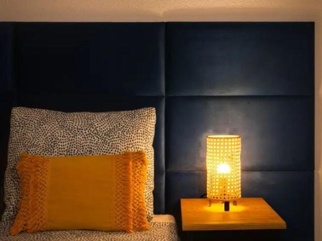 Apartamento con balcón en alquiler en Calle Helena 2