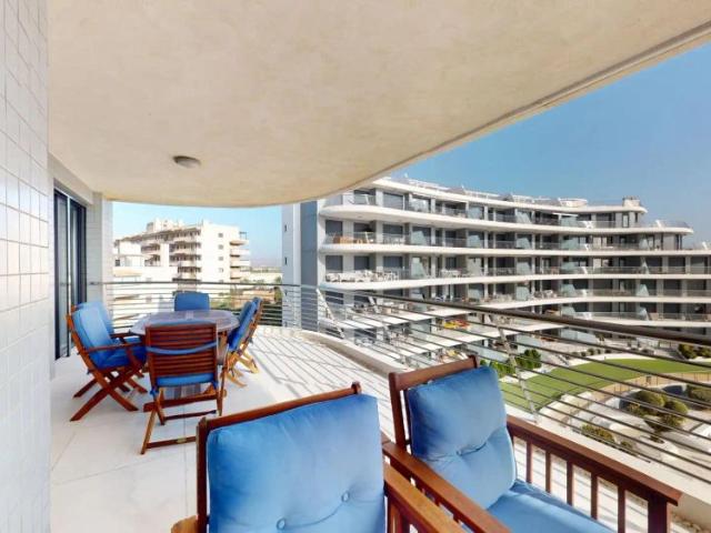 Apartamento con balcón en alquiler en Calle Valladolid 17