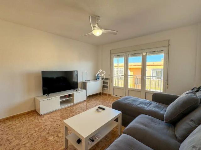 Apartamento con balcón en alquiler en La Mata