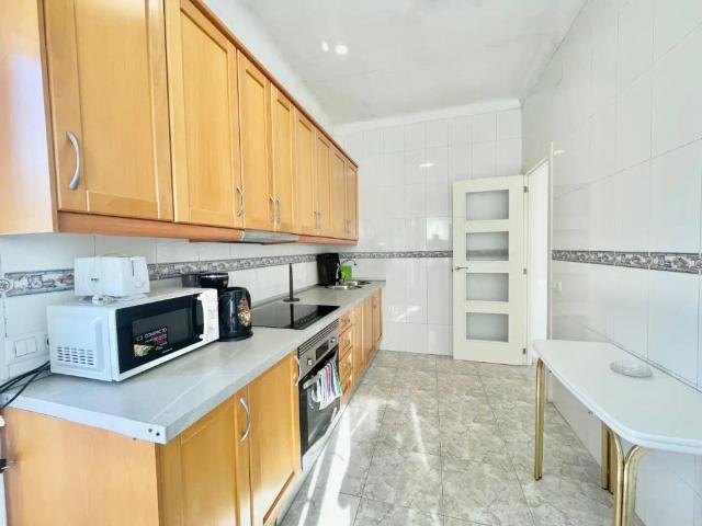 Apartamento con balcón en alquiler en Playa de los Locos
