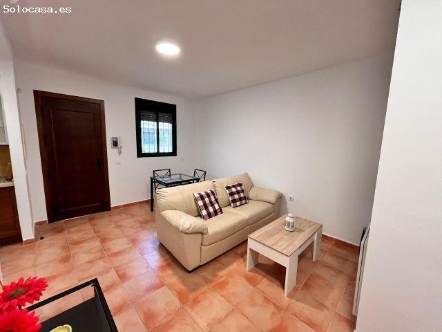 Apartamento con garaje, trastero y piscina en Sanlúcar la Mayor