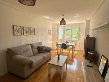 Apartamento con garaje y trastero. Larga duración