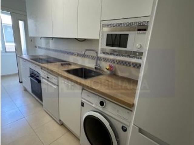Apartamento con garaje y trastero. Larga duración