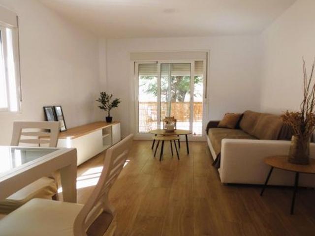 Apartamento con garaje