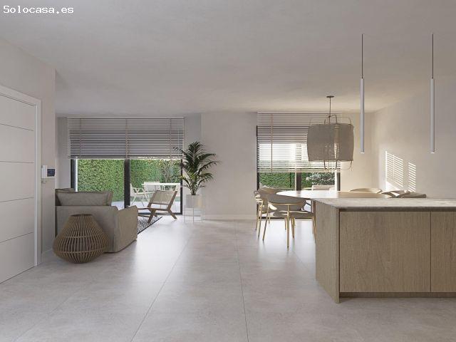 Apartamento con jardin privado de 3 dormitorios en Casares Costa