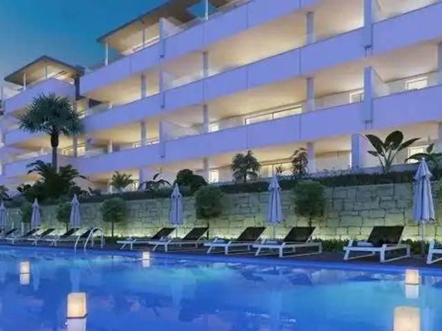 Apartamento con piscina en alquiler en Urbanizacion Reserva Alcuzcuz