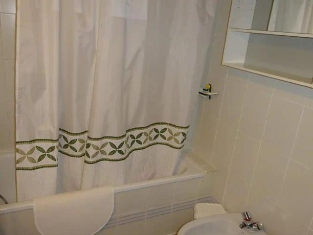 Apartamento con piscina en alquiler en Avenida Alcalde Luis Uruñuela