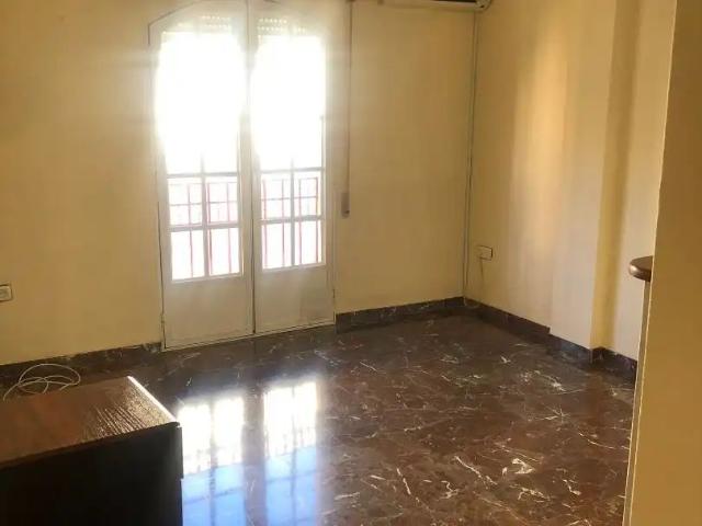 Apartamento con piscina en alquiler en Avenida de Madrid 80