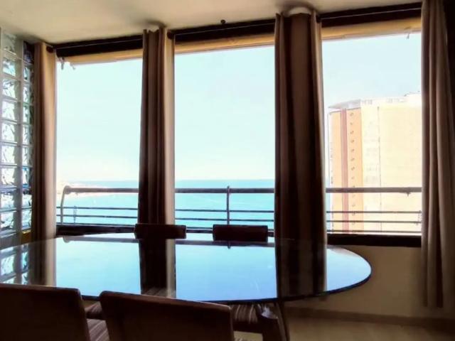 Apartamento con piscina en alquiler en Avenida de Villajoyosa