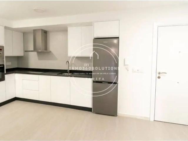 Apartamento con piscina en alquiler en Calle El Olivar