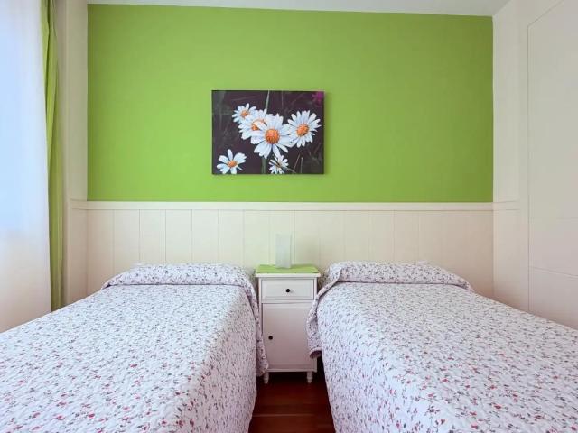 Apartamento con piscina en alquiler en Calle PEÑA TELERA AG.LATAS 55