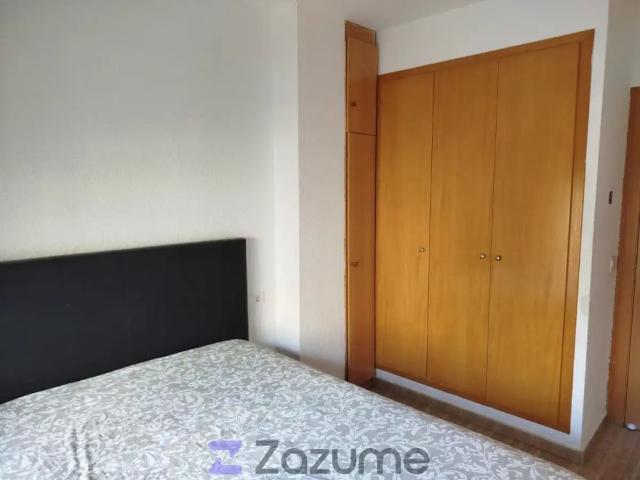 Apartamento con piscina en alquiler en Carrer de Pere Codina i Mont