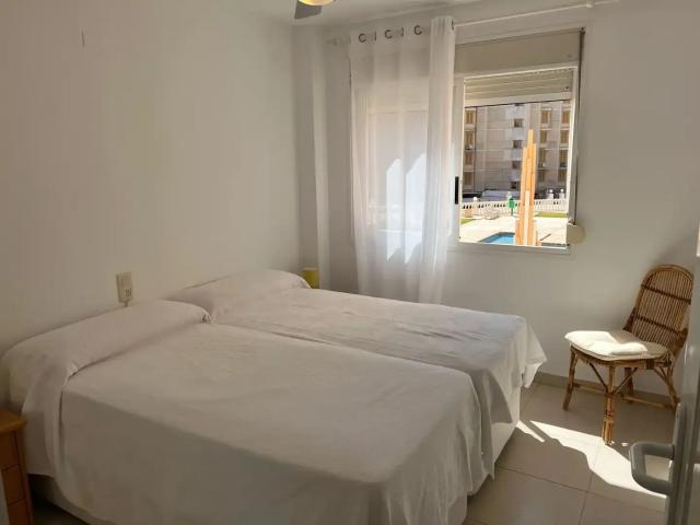 Apartamento con piscina en alquiler en Montañar El Arenal