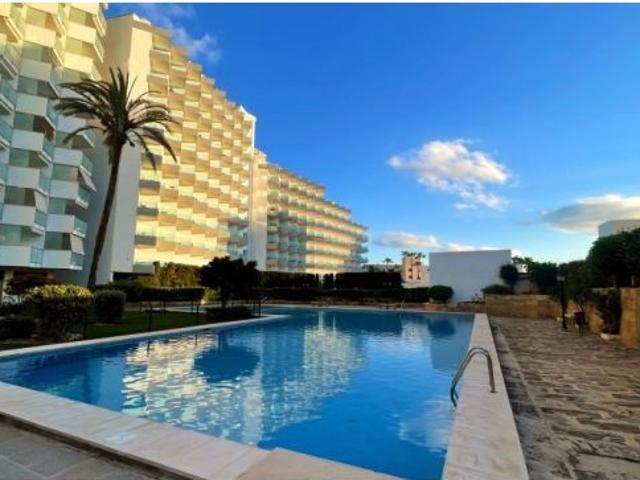 Apartamento con terraza y piscina en Portals Nous, a pasos del mar y Puerto Portals