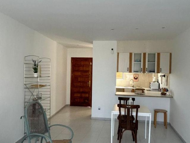 Apartamento con terraza y vistas al mar – Alquiler temporal en Alcanar Costa Les Cases d’Alcanar