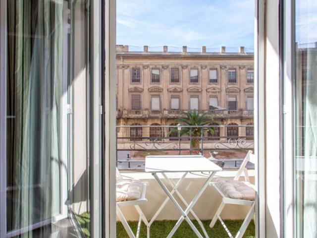 Apartamento con terraza al lado de Ruzafa