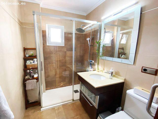 Apartamento con terraza privada y dos habitaciones en Calle Peñas del Corral