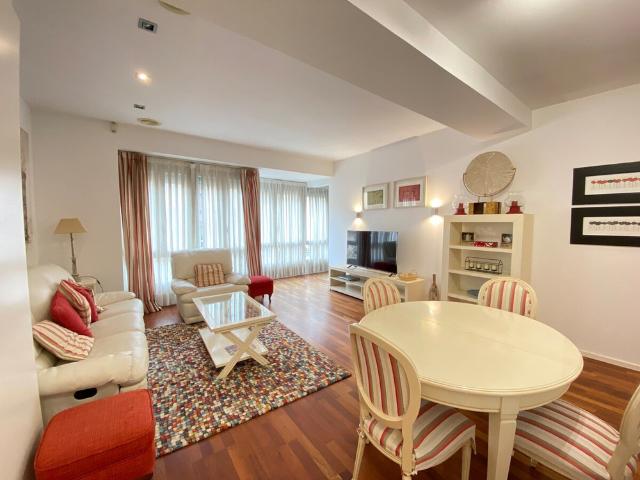 Apartamento con ubicación céntrica junto al Ayunta