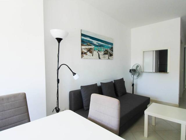 Apartamento con vistas a la playa de Cortadura