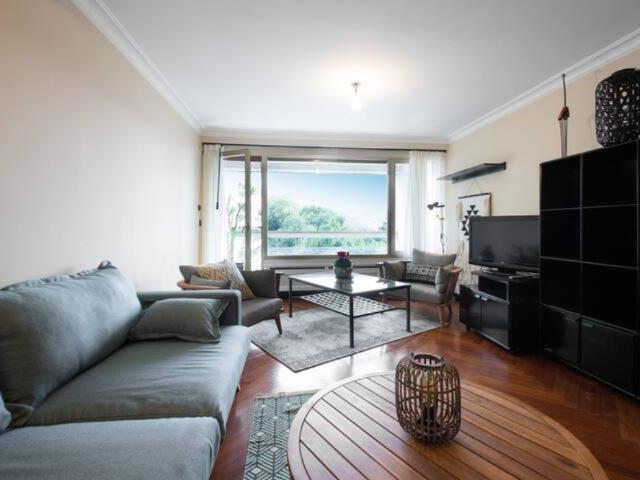 Apartamento con vistas al mar y montaña