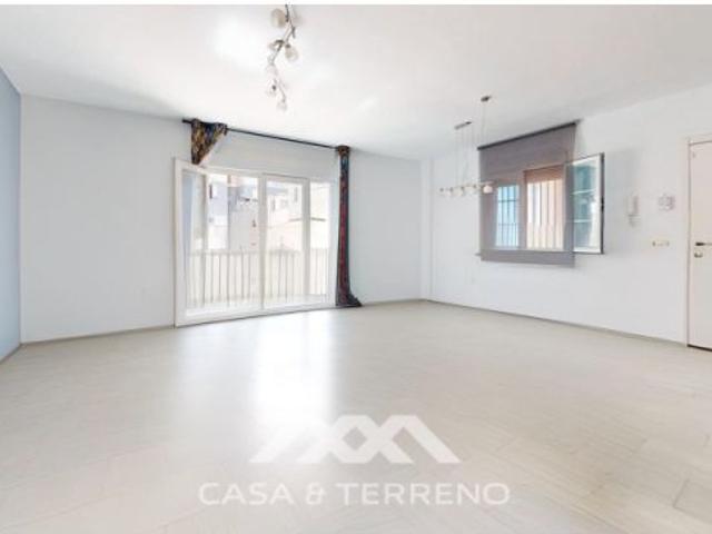 Apartamento con Vistas al Mar y a Pie de Playa en Mezquitilla