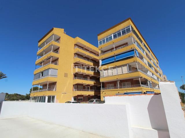 Apartamento con Vistas al Mar cerca de la Playa en Alicante