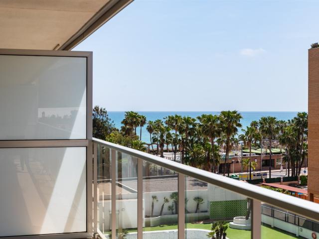 Apartamento con vistas al mar, en edificio de reciente const. 83m² Oropesa