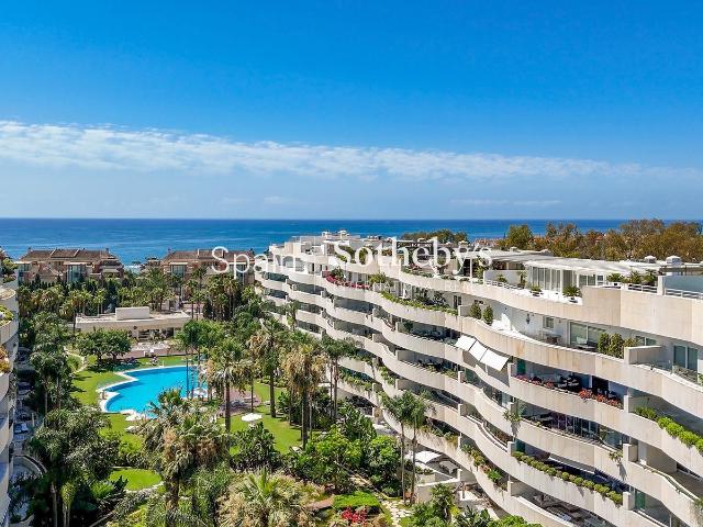 Apartamento con vistas al mar en El Embrujo de Banús, exclus. 281m² Marbella