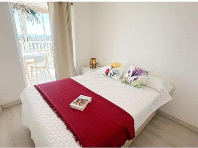 APARTAMENTO CON VISTAS AL MAR EN PLAYA DEL AMERADOR