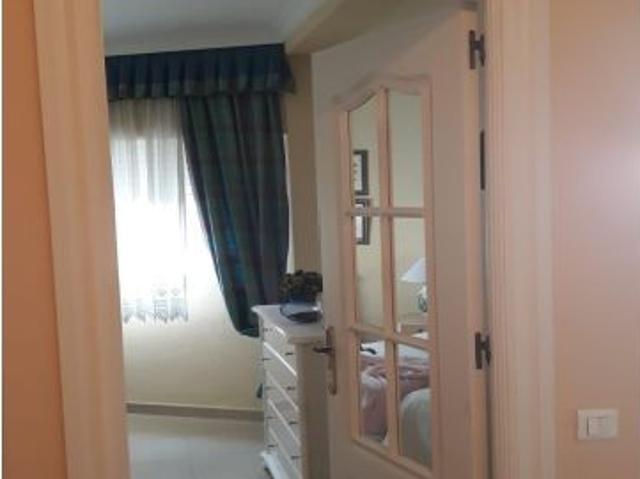 APARTAMENTO CON VISTAS AL MAR EN PUERTO MARINA BENALMÁDENA