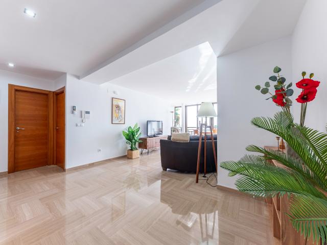 Apartamento con Vistas al Mar Frente a la Playa del Postiguet