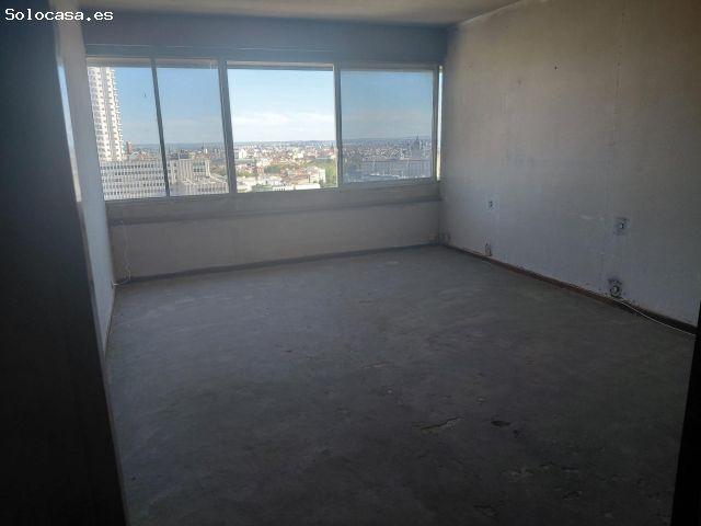 APARTAMENTO CON VISTAS ÚNICAS