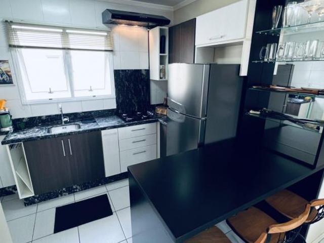 APARTAMENTO CONDOMÍNIO FECHADO 02 DORMITÓRIOS MOBILIADO COM GARAGEM R$ 212mil