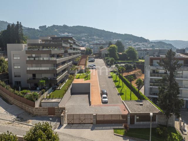 Apartamento, Condomínio Fechado