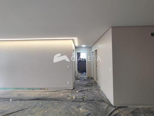 Apartamento confortável para venda no EDIFÍCIO LIVING, CENTRO, TOLEDO PR