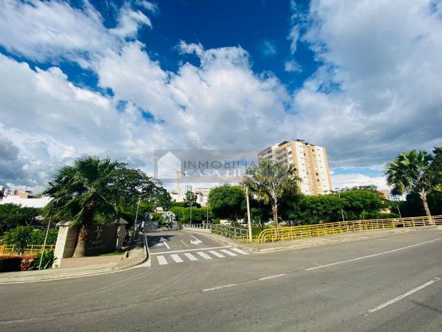 APARTAMENTO CONJUNTO CERRADO MUNN APTO 803 TR A, LA FLORESTA, Los Patios