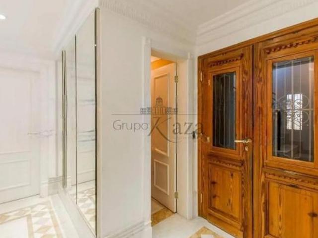 Apartamento Cobertura Duplex Moema 4 Dormitórios 360m²