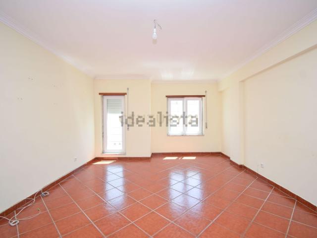 Apartamento, Corroios