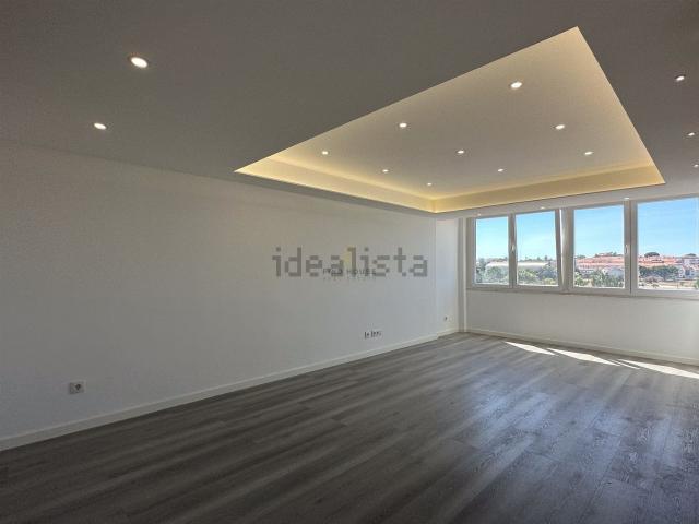 Apartamento, Corroios