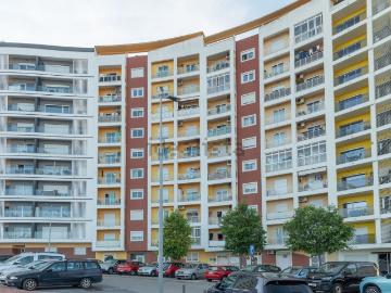 Apartamento, Corroios