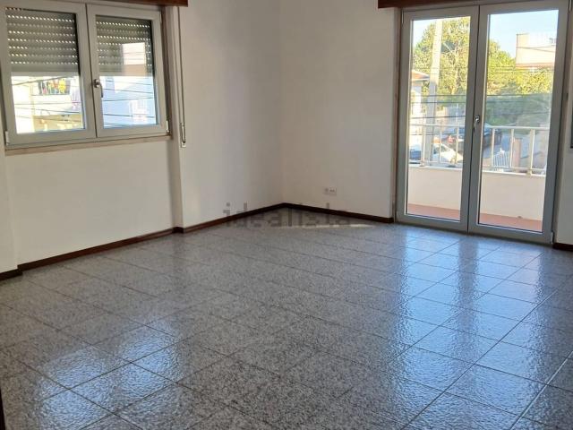 Apartamento, Corroios