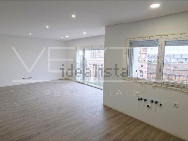 Apartamento, Corroios