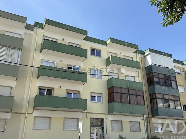 Apartamento, Corroios