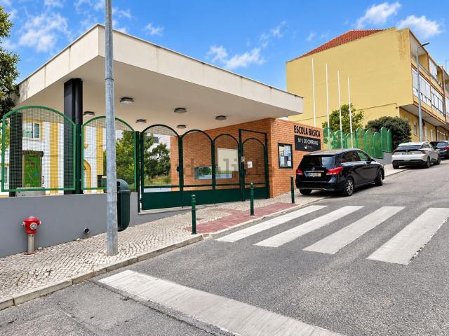 Apartamento, Corroios